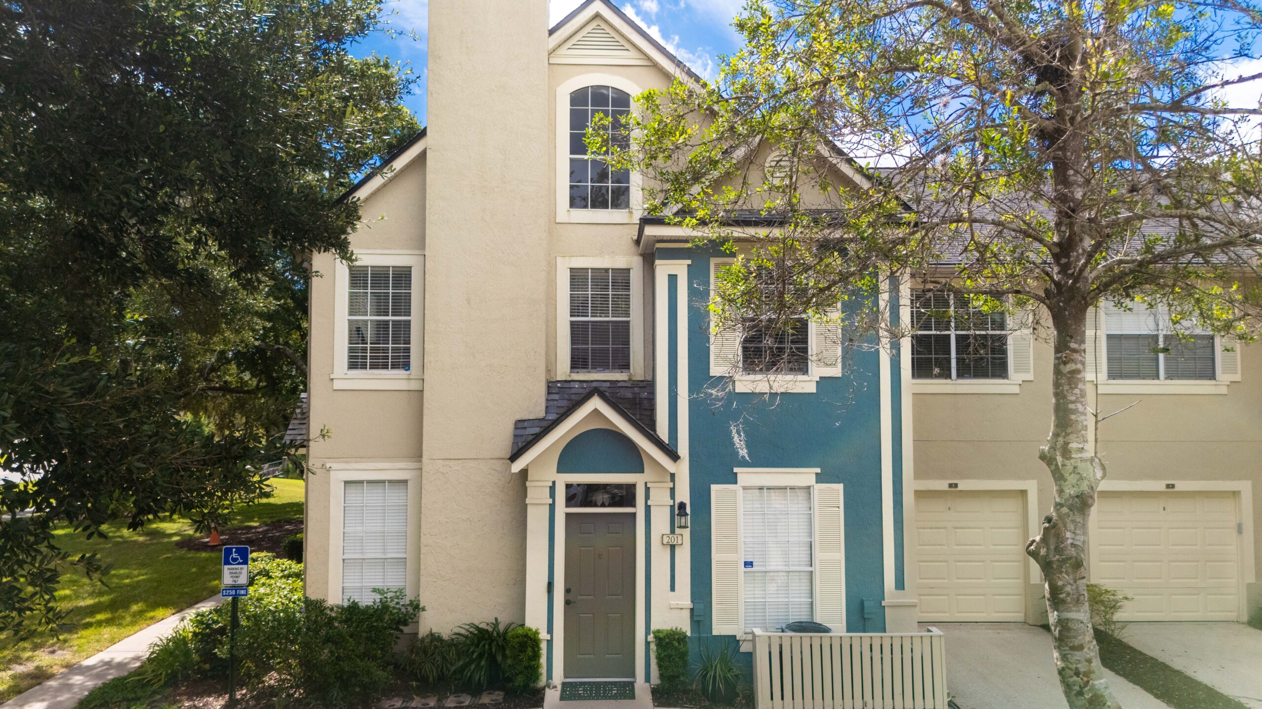 From Beaches to Business: Living at Bishops Court in Jacksonville