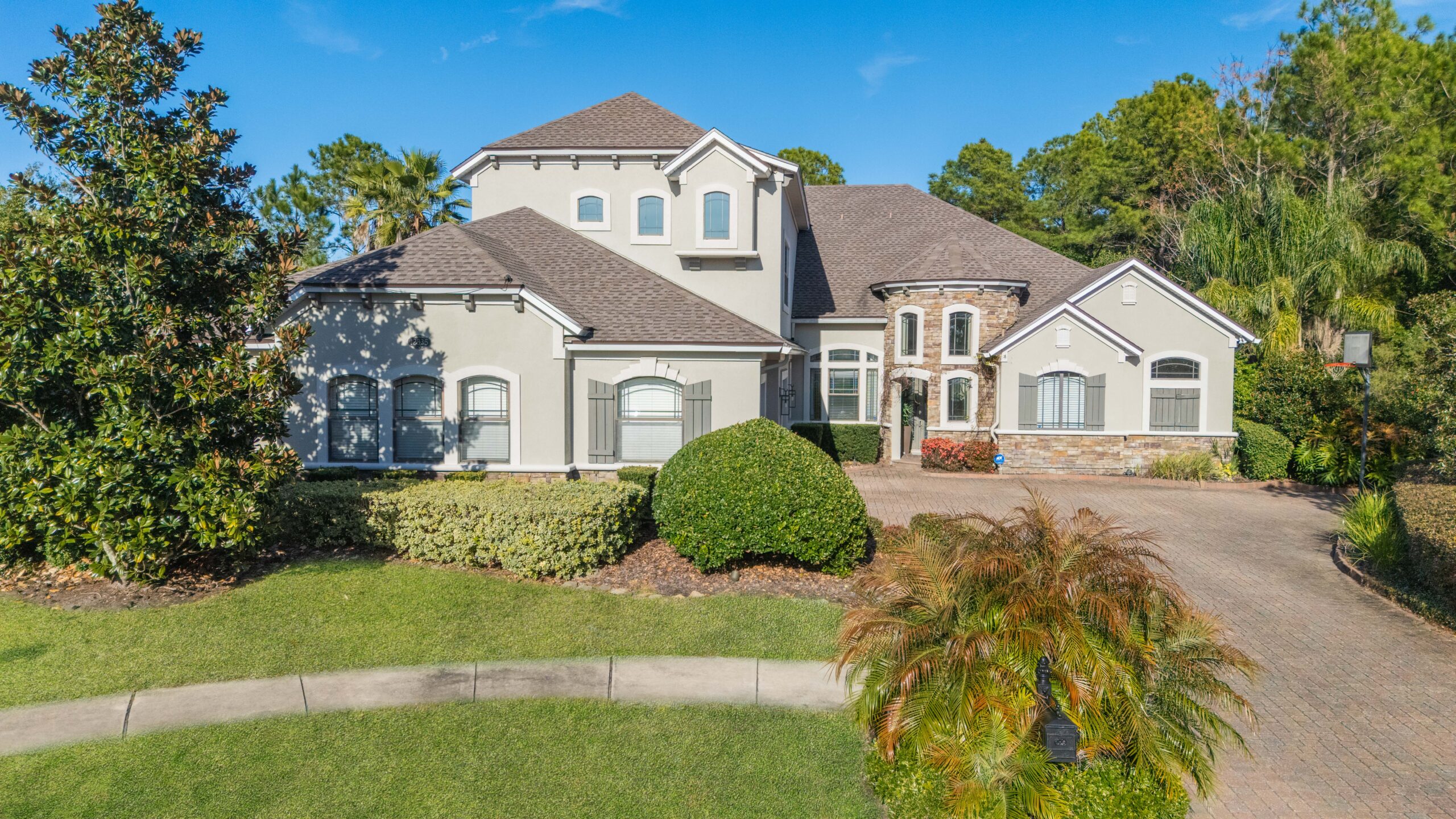 Why Luxury Homebuyers Are Zeroing In on Jacksonville