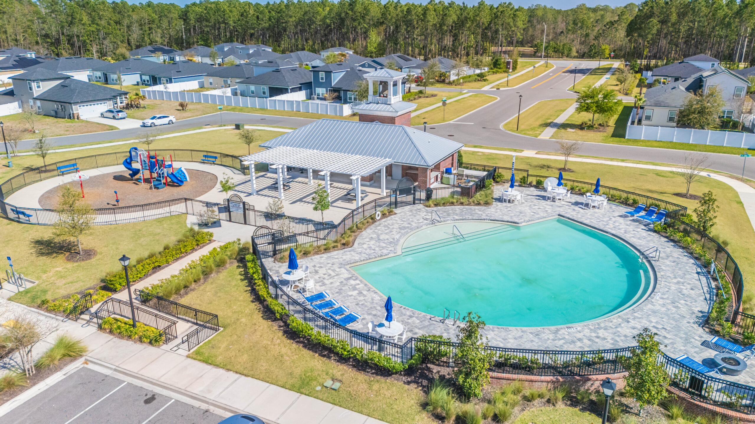 This Spot Near Oakleaf Has Everyone’s Attention