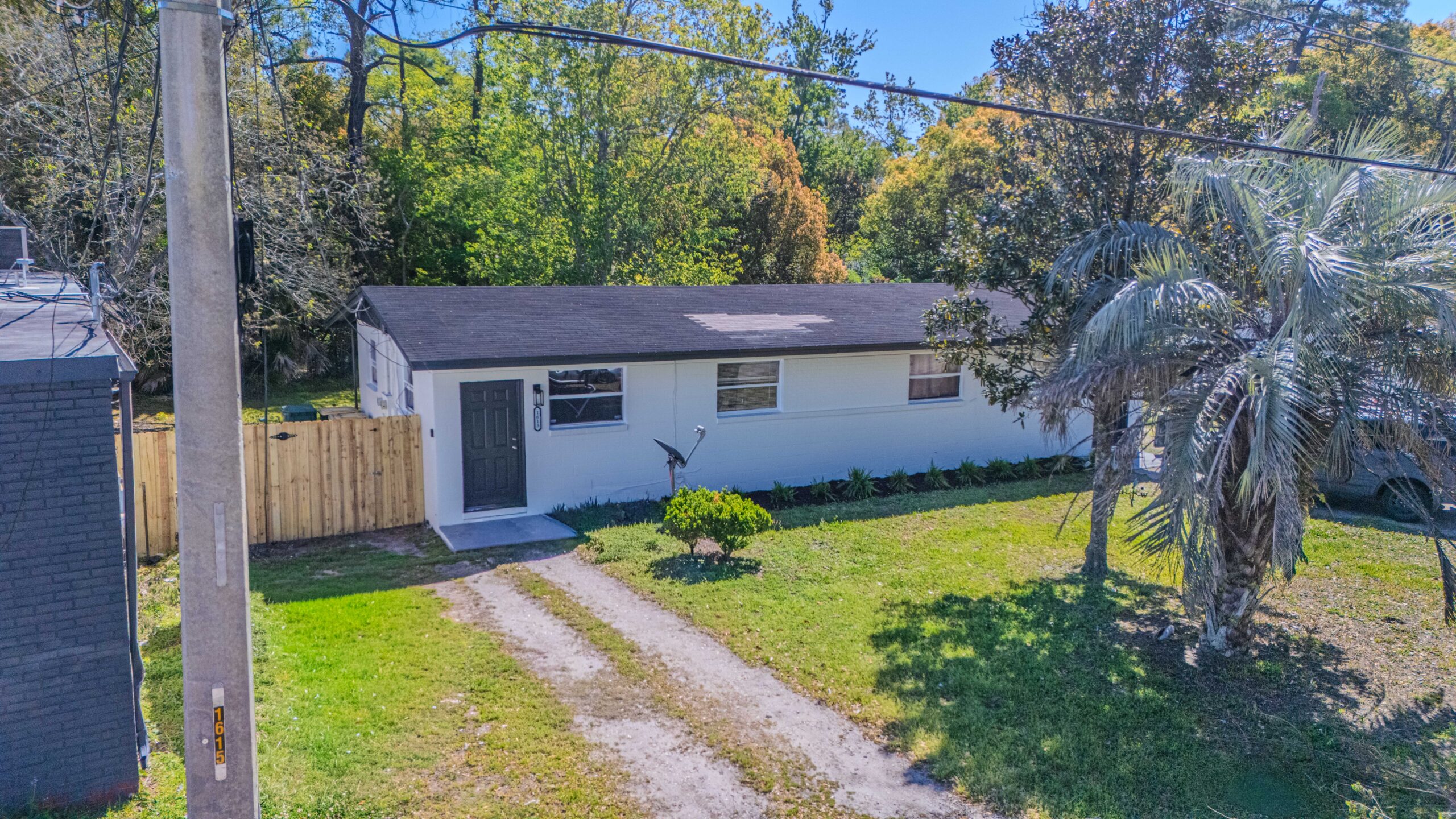 Don’t Miss This Prime Jacksonville Location