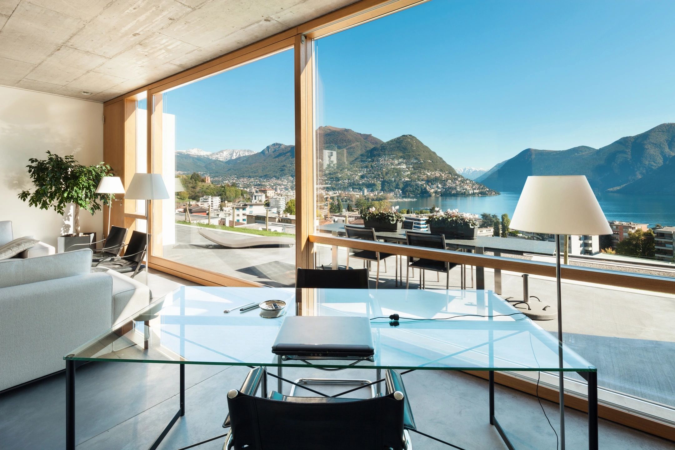What Actually Defines a Luxury Home?